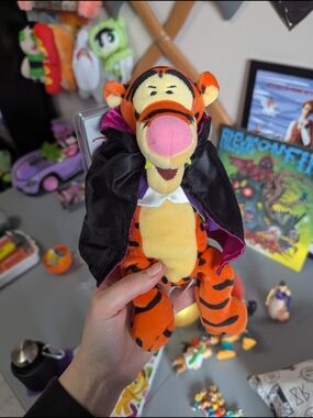 Disney Tigger Plush Toy Halloween Vampire Costume